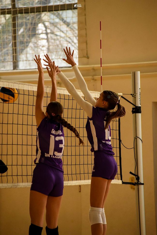 Blok pionirki na mreži Biorac i Janić